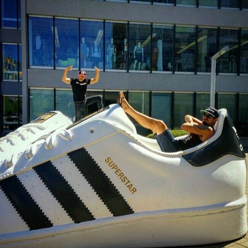 We’re live in #Portland tonight at @dougfirlounge as @vokabkompany! But a special shout out to @karldensonstinyuniverse for our #RunDMCRemixed tour! #MyAdidas #RunDMC #Adidas #Portland #Oregon (at Adidas HQ)